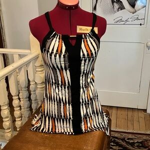 Point Zero Black and Orange asymmetrical Patterned Tunic XS 2/35$